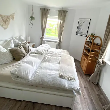 Schoene Wohnung Mit Terrasse & Blick Ins Gruene Dormettingen Exterior photo