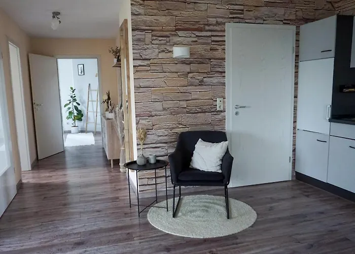 Schöne Wohnung mit Terrasse&Blick ins Grüne