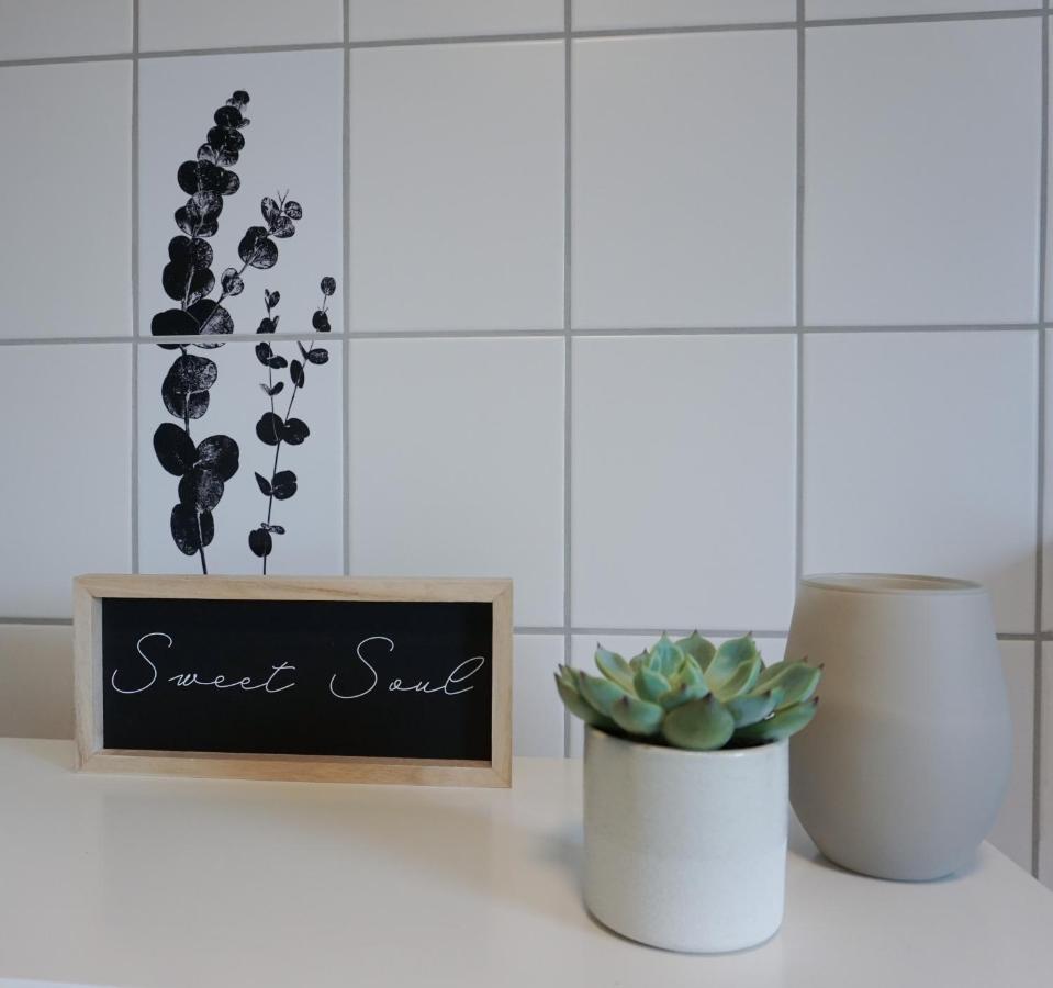 Schoene Mit Terrasse & Blick Ins Gruene *